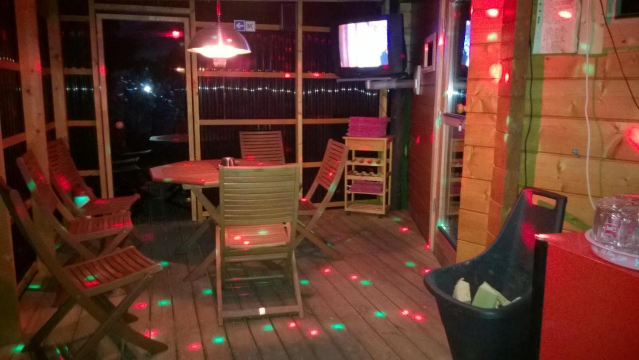 Pivarootsi Holiday Village 외부 사진